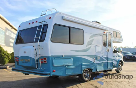 2014 Ford Econoline E450 Super Duty Cutaway Van from USA, damaged, VIN 1FDXE4FS8EDA16944